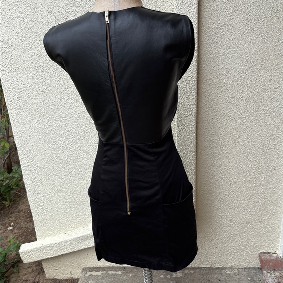 Sandra Weil stunning black dress w/ leather on top & wide pockets. Worn once - Picture 5 of 15